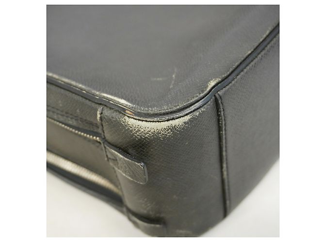 Louis Vuitton Taiga Neo Alexander Briefcase Grigio - vista 6