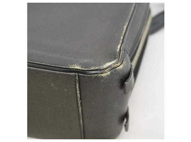 Louis Vuitton Taiga Neo Alexander Briefcase Grigio - vista 7