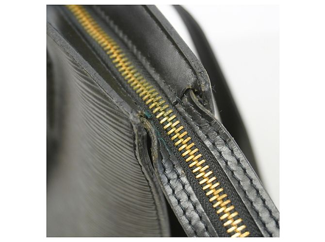 Borsa a tracolla Louis Vuitton Epi Saint Jacques Nero - vista 6