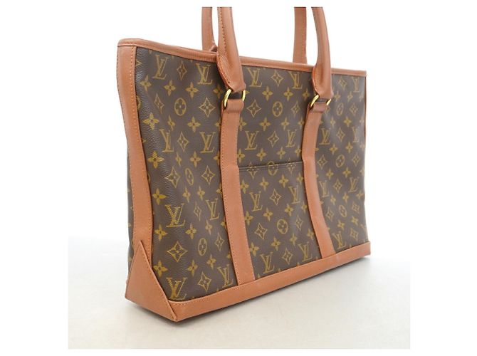 Saco Tote Louis Vuitton Monogram Weekend PM Marrom - vista 2