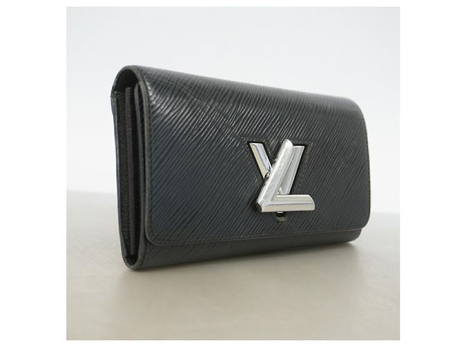 Louis Vuitton Epi Leather Portefeuille Twist Long Wallet Nero - vista 2
