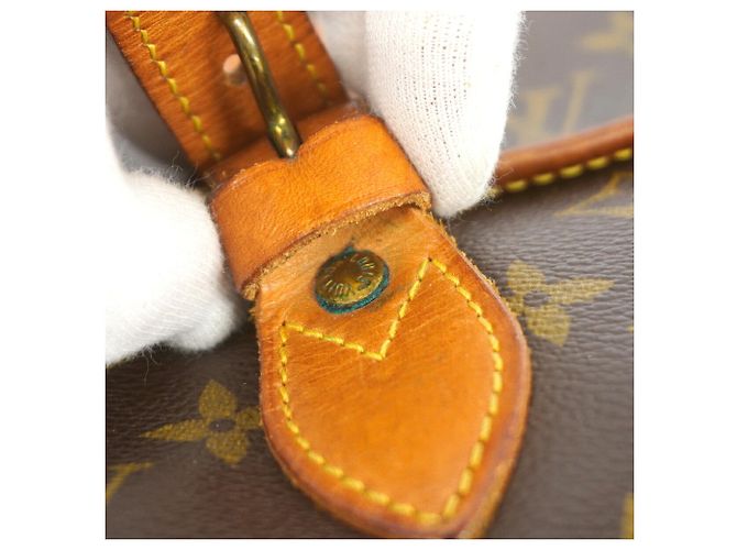 Bolsa de Ombro Louis Vuitton Monogram Gibeciere GM Marrom - vista 11