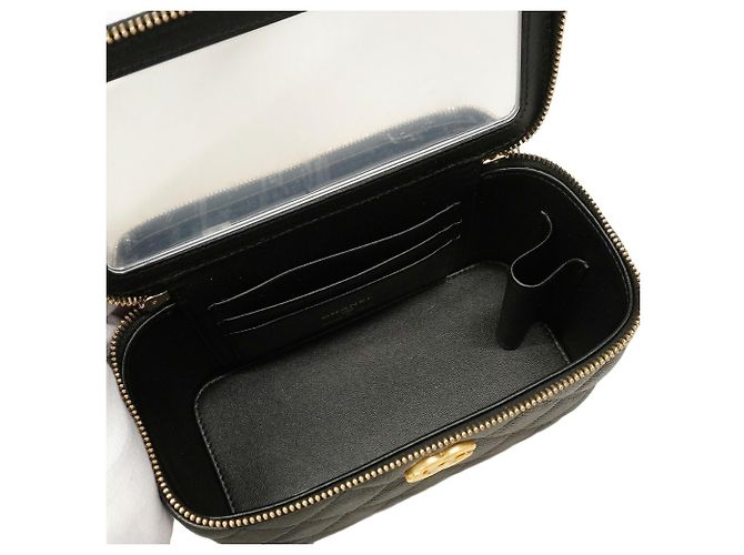 Borsa a tracolla Chanel Matelassé con catena Nero - vista 4
