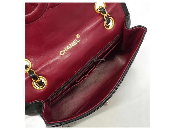 Chanel Matelassé Schultertasche Schwarz - Ansicht 4