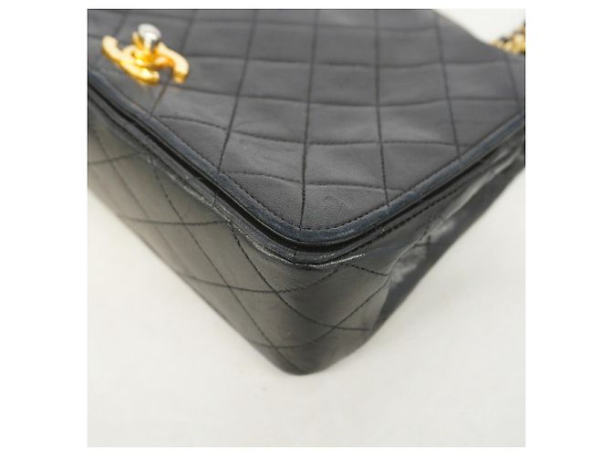 Chanel Matelassé Schultertasche Schwarz - Ansicht 6