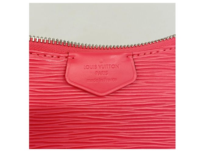 Louis Vuitton Epi Easy Bag Pouch-on-Strap Handbag M81073 Rosa - vista 5