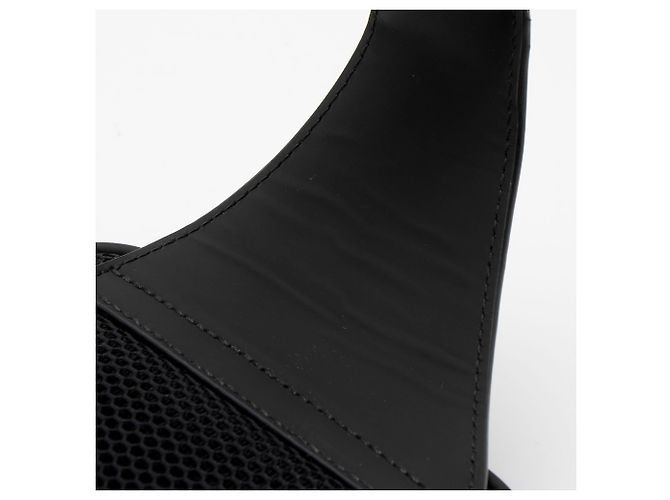 Borsa cintura Gucci GG Rubber Effect Nero - vista 10