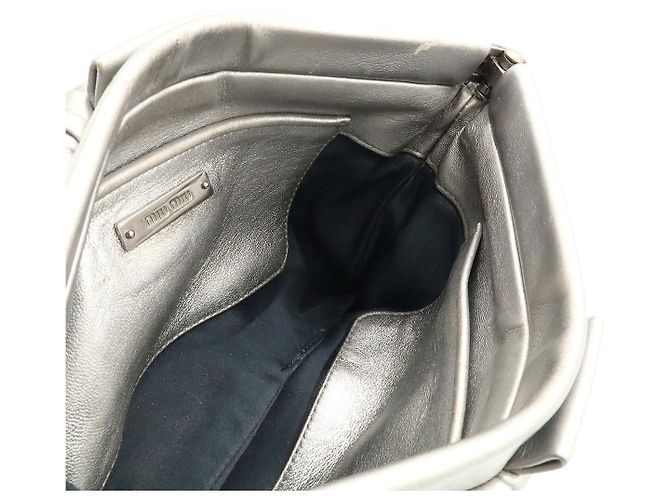 Borsa a spalla Miu Miu Matelassé Gather Argento Metallico - vista 8