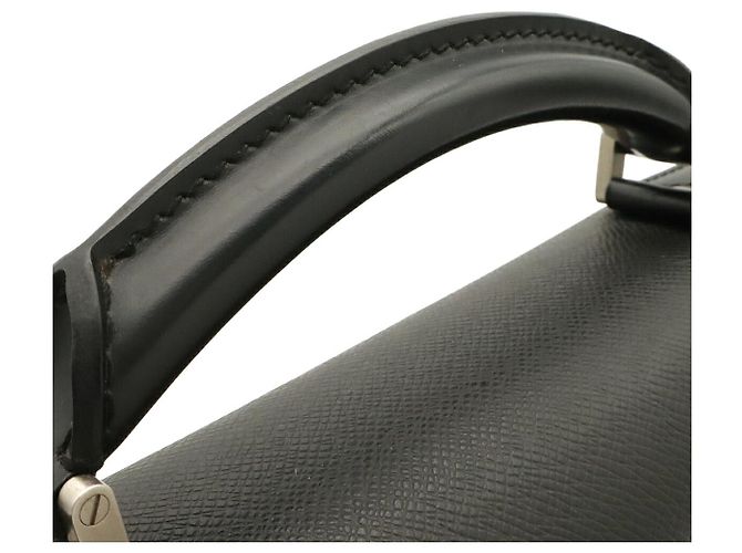 Borsetta da lavoro Louis Vuitton Taiga Nero - vista 5