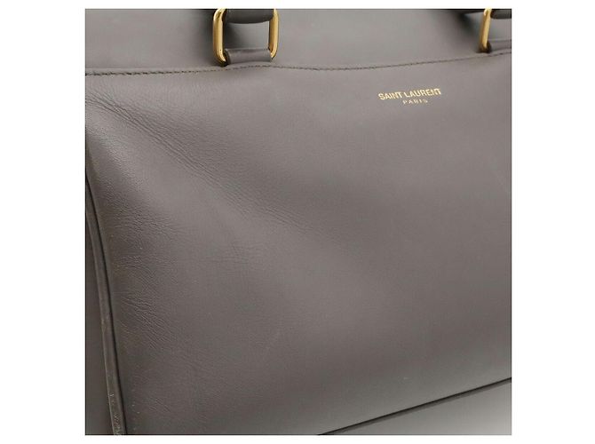 Autre Marque Borsa a tracolla Yves Saint Laurent Baby Duffle Grigio - vista 9
