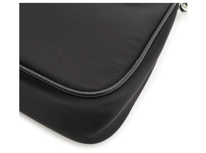 Prada Re-Edition 2005 Schultertasche mit Kette Schwarz - Ansicht 3