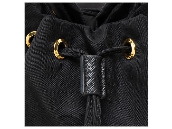 Prada Re-Nylon Duet Beuteltasche mit Kordzug Schwarz - Ansicht 9