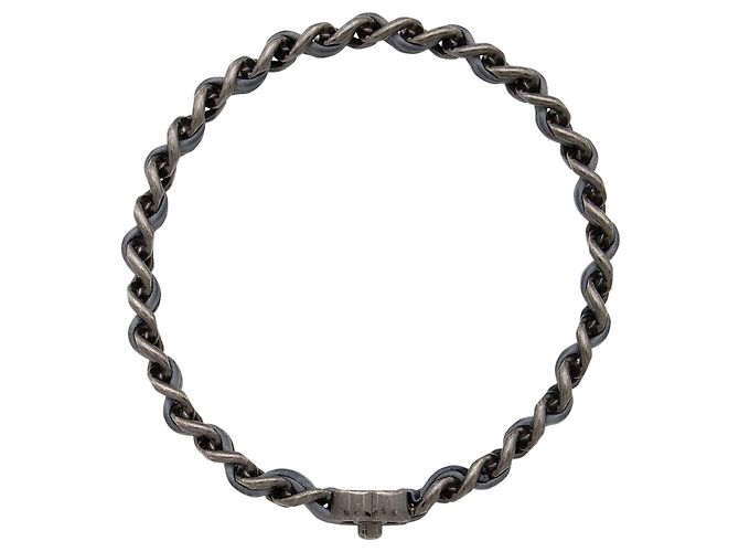 Gabrielle Bracciale rigido Chanel in pelle con catena e chiusura CC Grigio - vista 2