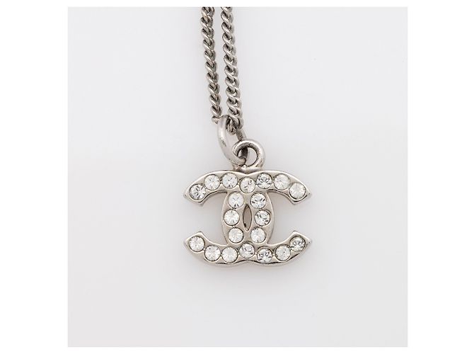 Gabrielle Collar Chanel Crystal CC Plata Metálico - vista 4