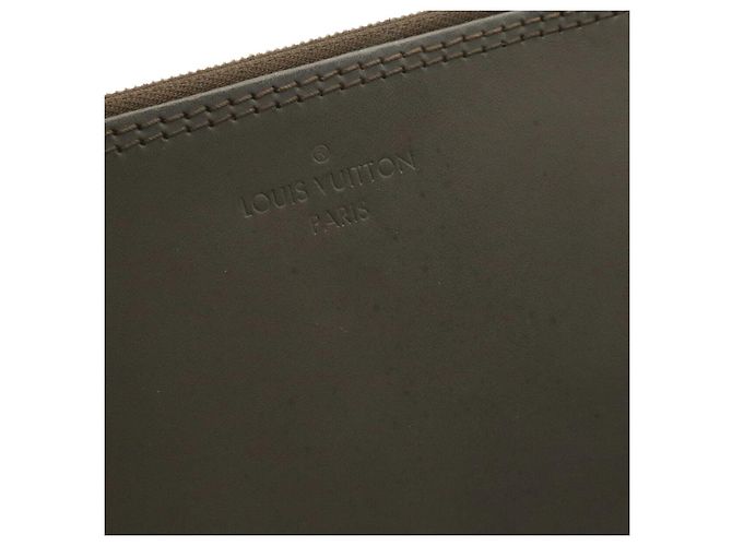 Bolsa Louis Vuitton Mahina Hina PM Preto - vista 9