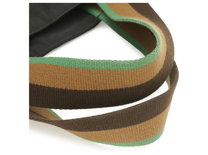 Saco Tote Fendi Logo Preto de Nylon - vista 5