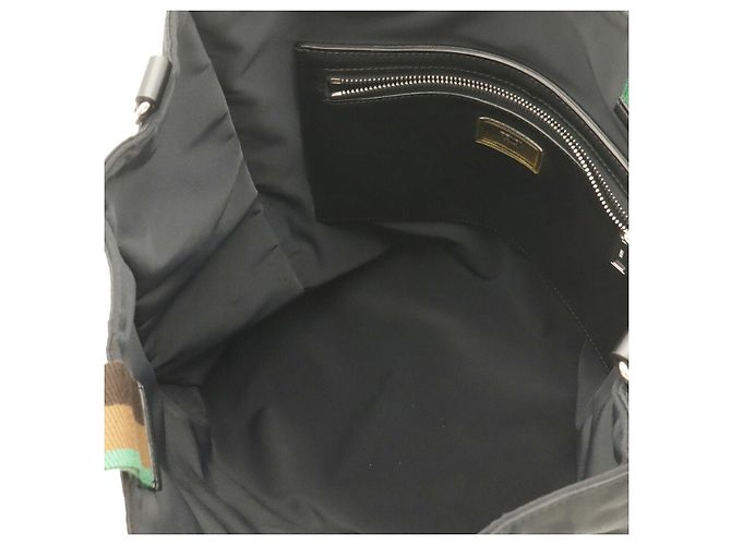 Saco Tote Fendi Logo Preto de Nylon - vista 6