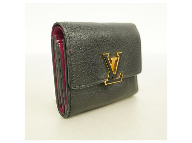Capucines Cartera Tri-fold Louis Vuitton en Noir Negro - vista 2