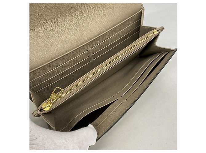 Louis Vuitton Monogram Empreinte Portefeuille Sarah Long Wallet Grigio - vista 3