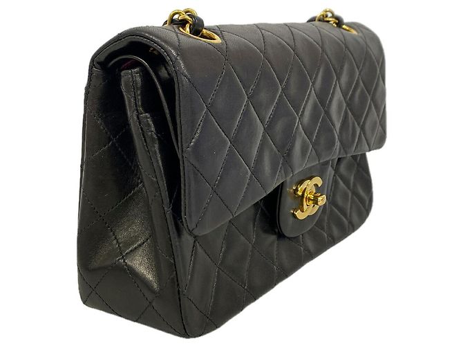 Borsa a tracolla Chanel Matelassé Nero - vista 2