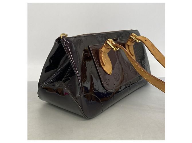 Borsa a tracolla Louis Vuitton Vernis Rosewood Avenue Bordò - vista 2