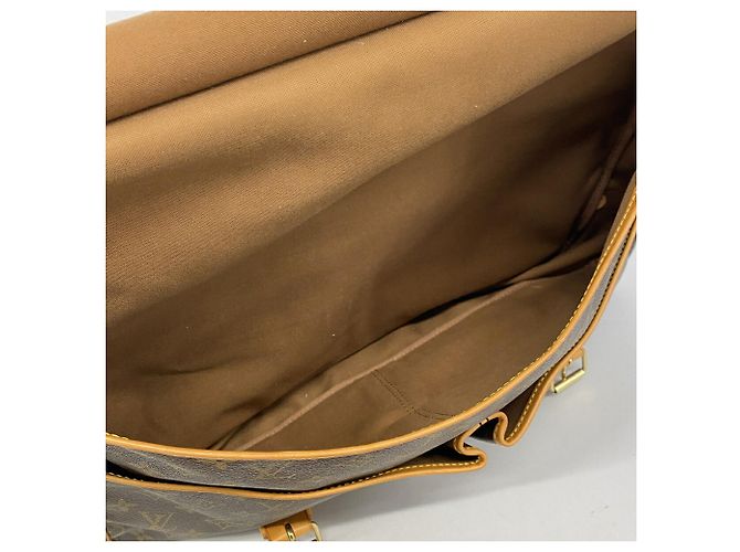 Sac à main Louis Vuitton Monogram Sac Chasse Marron - vue 4
