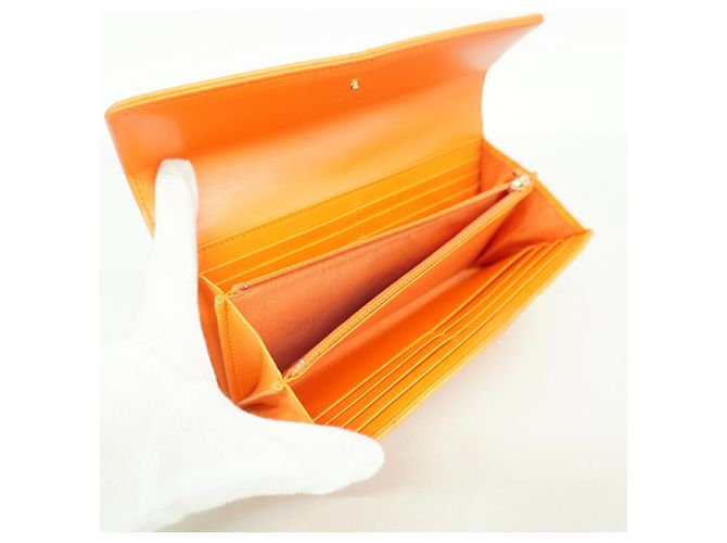 Cartera larga de Chanel en piel de cordero naranja - vista 3