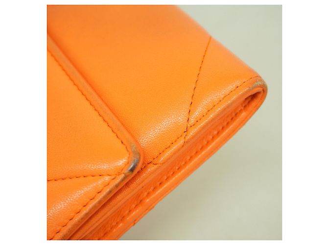 Cartera larga de Chanel en piel de cordero naranja - vista 6