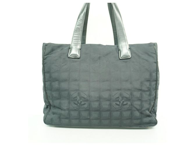 Borsa Tote Chanel New Travel in nylon Nero - vista 11