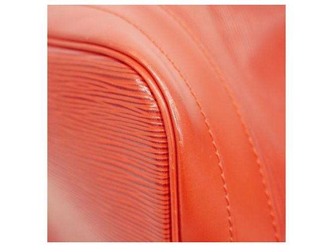 Borsa a tracolla Louis Vuitton Epi Noe Rosso - vista 10
