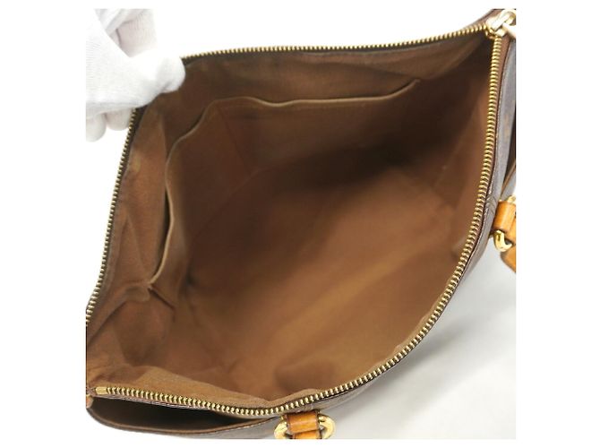Bolso Tote Louis Vuitton Monogram Totally PM Castaño - vista 4