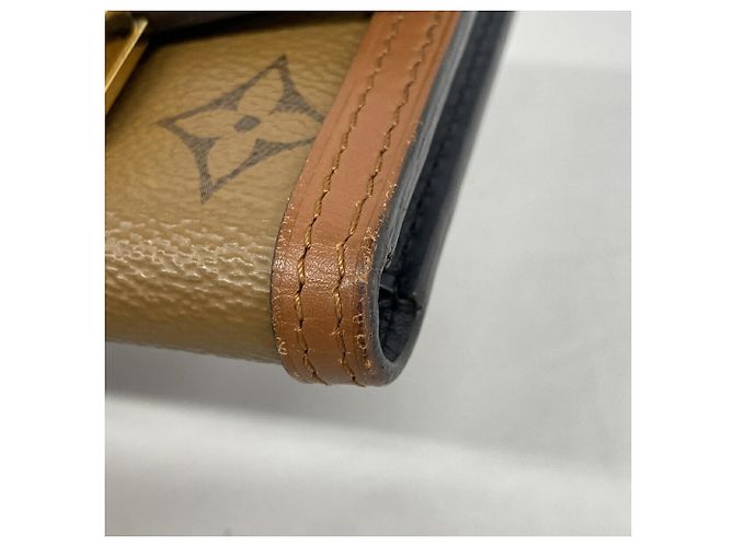 Cartera Louis Vuitton Tri-fold Castaño - vista 7