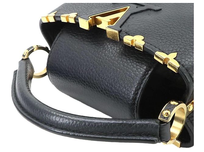 Borsa Louis Vuitton Capucines MINI Nero - vista 5