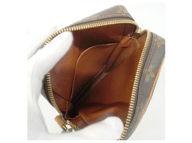 Borsa a tracolla Louis Vuitton Monogram Danube M45266 in Brown Marrone - vista 4