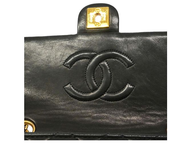 Borsa a tracolla con catena Chanel Matelassé Nero - vista 11