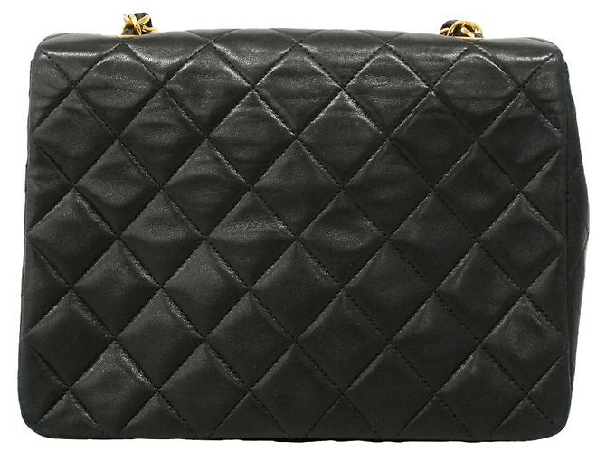 Borsa a tracolla con catena Chanel Matelassé Nero - vista 12