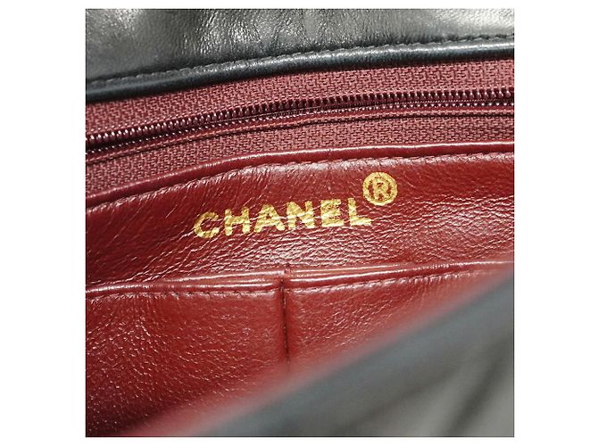 Borsa a tracolla con catena Chanel Matelassé Nero - vista 5