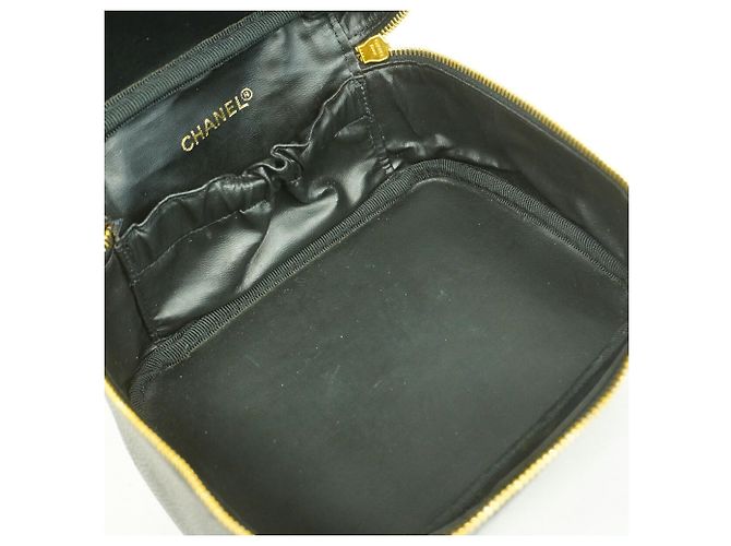 Borsa Vanity Chanel in pelle di vitello martellata nera Nero - vista 4