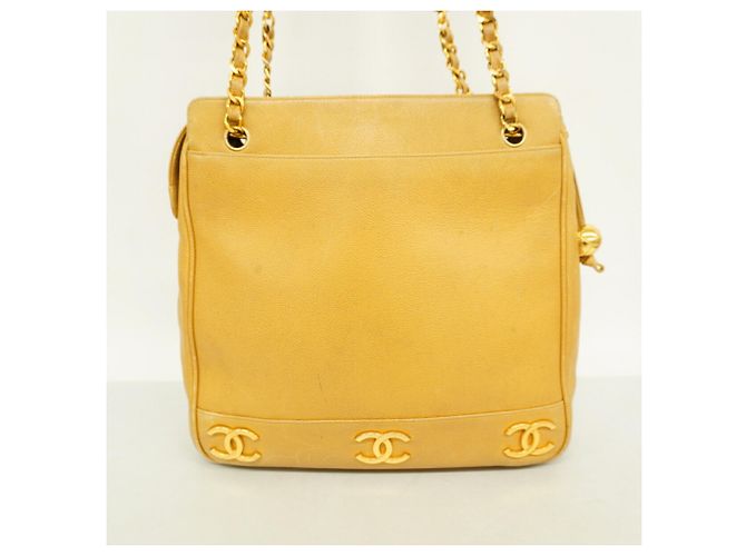 Borsa a tracolla Chanel Triple Coco in Beige - vista 13