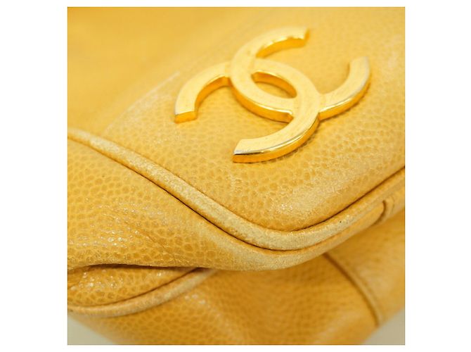 Borsa a tracolla Chanel Triple Coco in Beige - vista 7