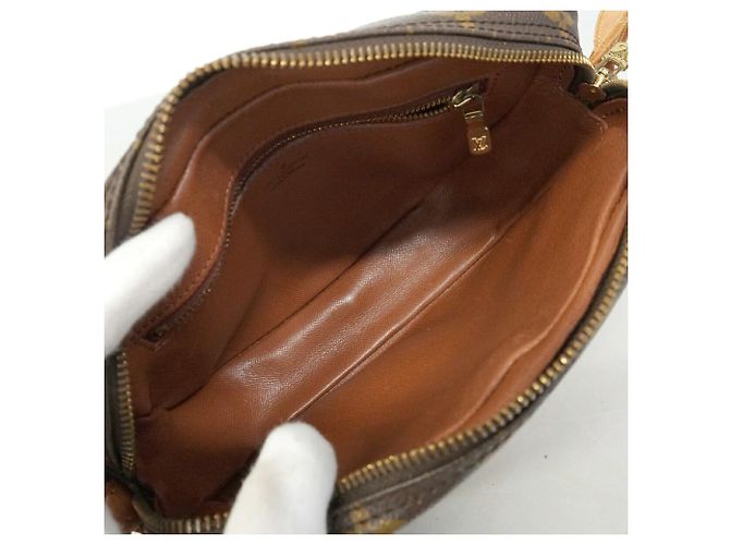 Bolso de hombro Louis Vuitton Monogram Jeune Fine Castaño - vista 4