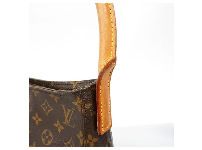 Borsa a tracolla Louis Vuitton Monogram Looping GM Marrone - vista 11