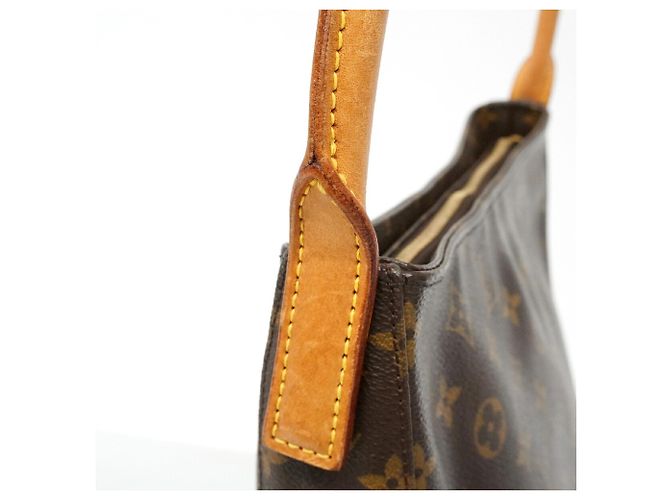 Borsa a tracolla Louis Vuitton Monogram Looping GM Marrone - vista 12