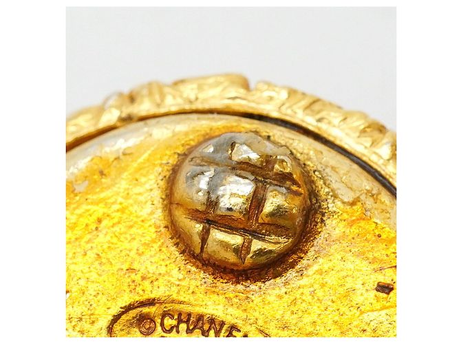 Orecchini a clip Chanel Coco Mark Circle Nero D'oro - vista 7