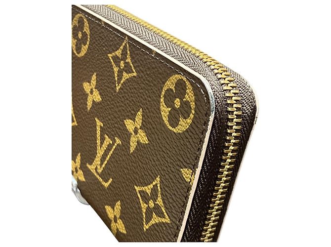Louis Vuitton Portefeuille Clemence Long Wallet Castaño - vista 7