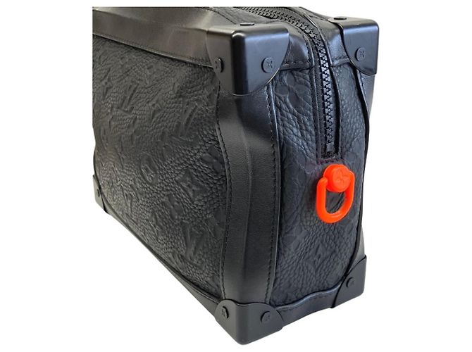 Louis Vuitton Soft Trunk Schultertasche Schwarz Monogramm - Ansicht 8