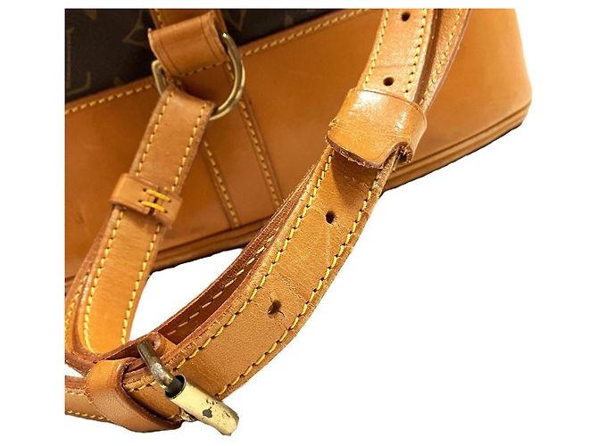 Borsa a tracolla Louis Vuitton Randonee GM Marrone - vista 9