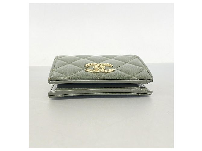 Cartera bi-fold Chanel de piel de becerro granulada caqui - vista 2