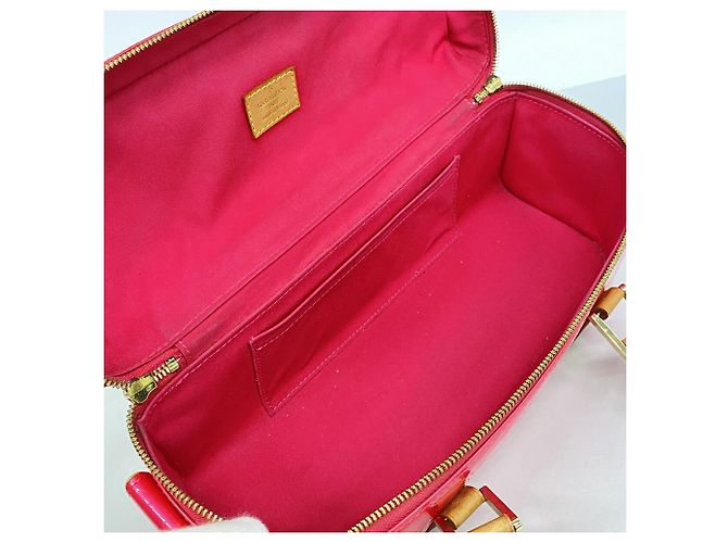 Borsa a tracolla Louis Vuitton Vernis Sullivan Horizontal PM Fuschia - vista 4