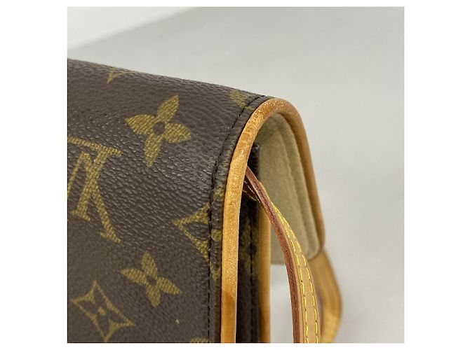 Borsa a tracolla Louis Vuitton Monogram Pochette Twin GM Marrone - vista 6